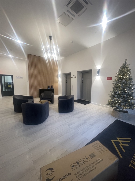 267 Old Colony Ave # 414