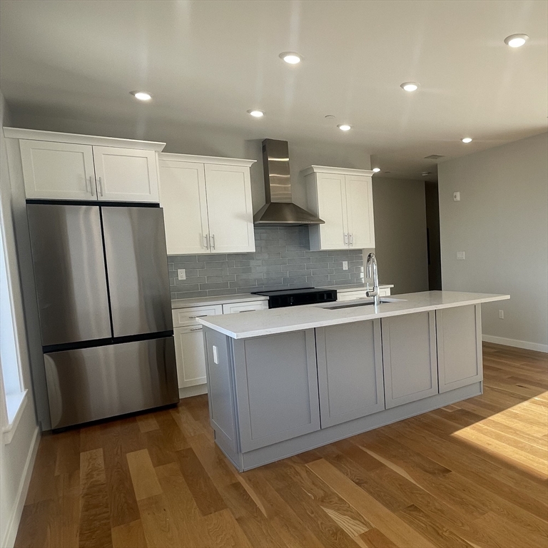 267 Old Colony Ave # 414
