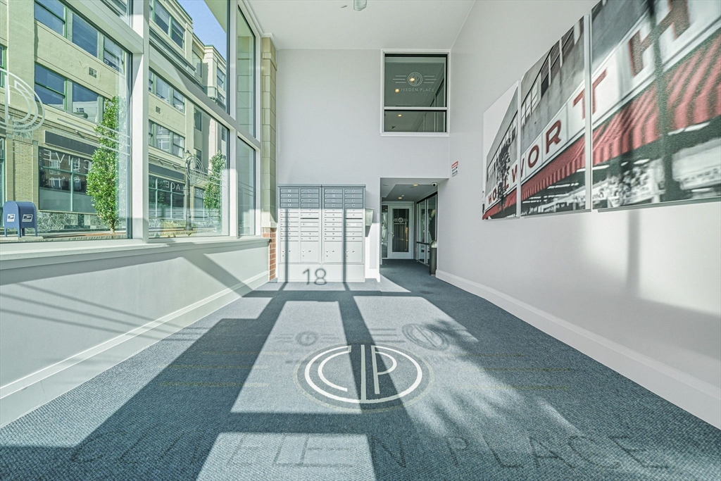 18 Cliveden St # 201