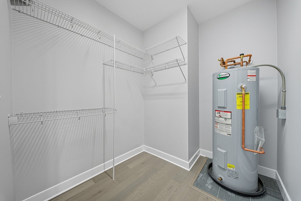 18 Cliveden St # 201