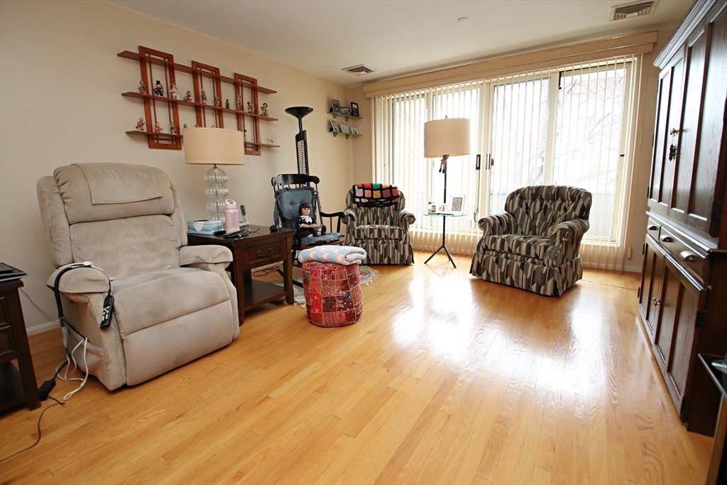 30 Chelsea Street # 210
