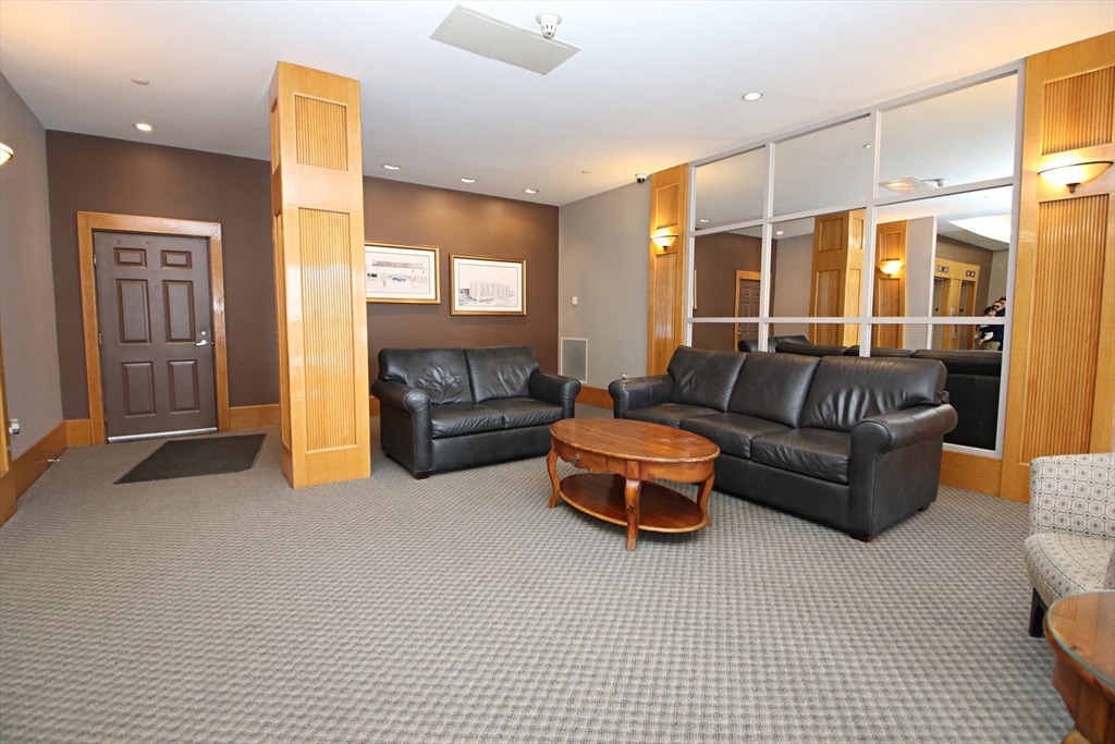 30 Chelsea Street # 210