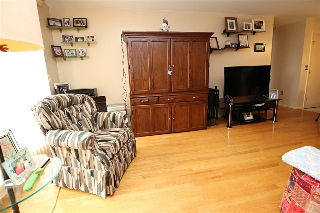 30 Chelsea Street # 210
