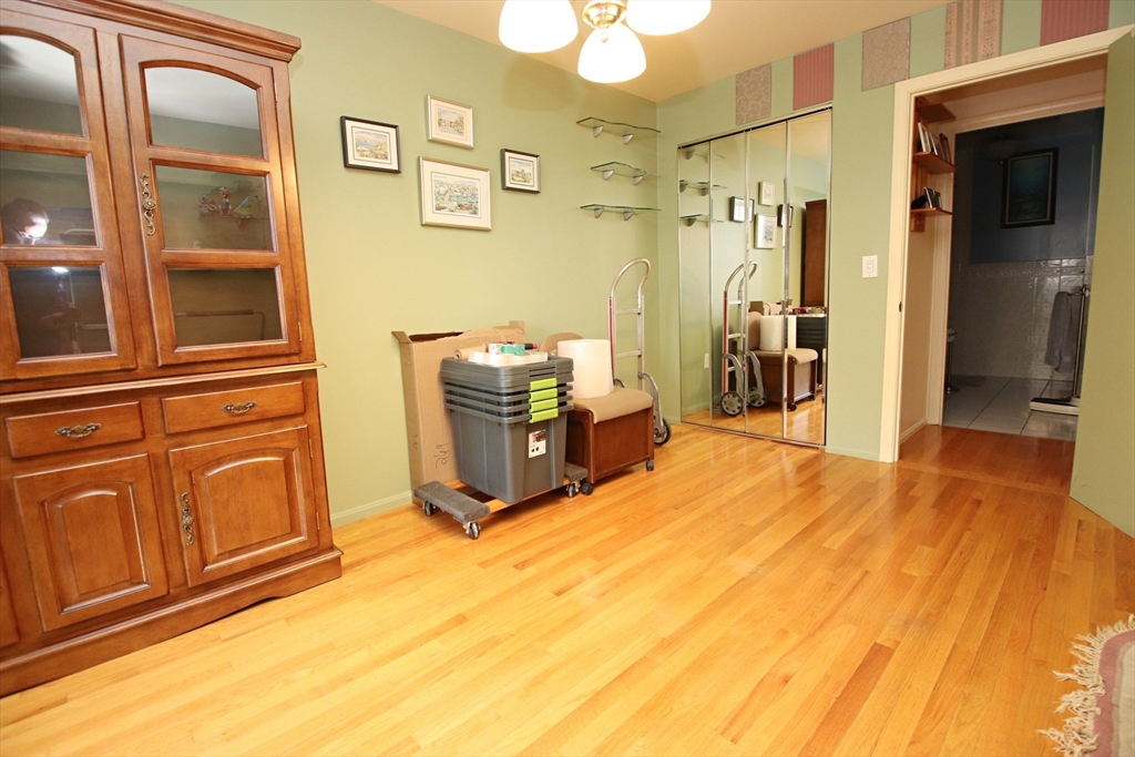 30 Chelsea Street # 210