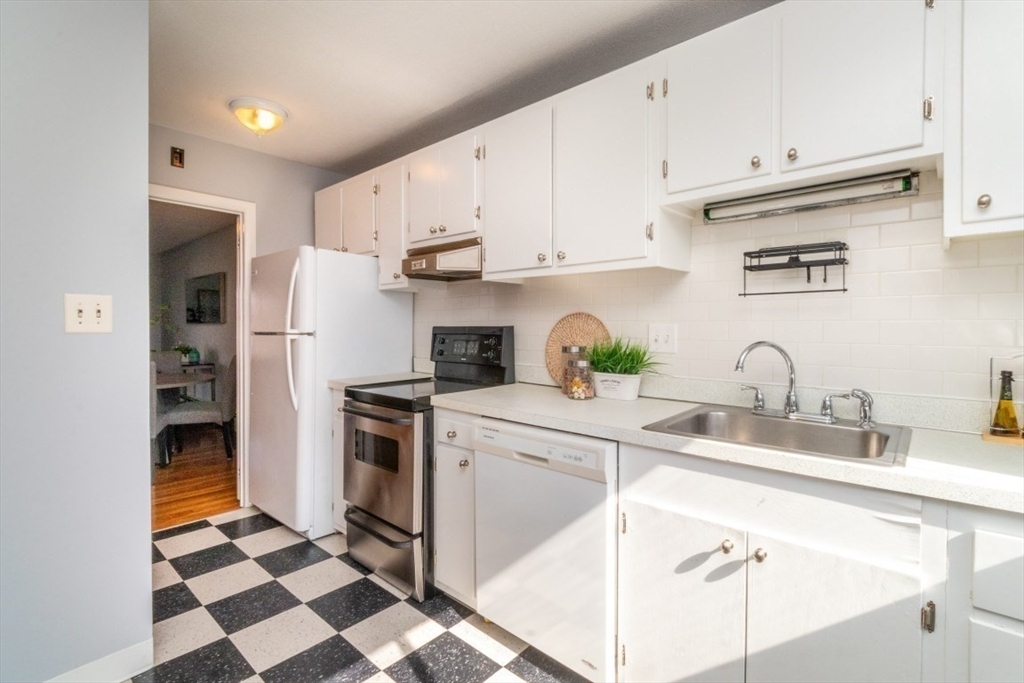57 Saint Paul St. # 19