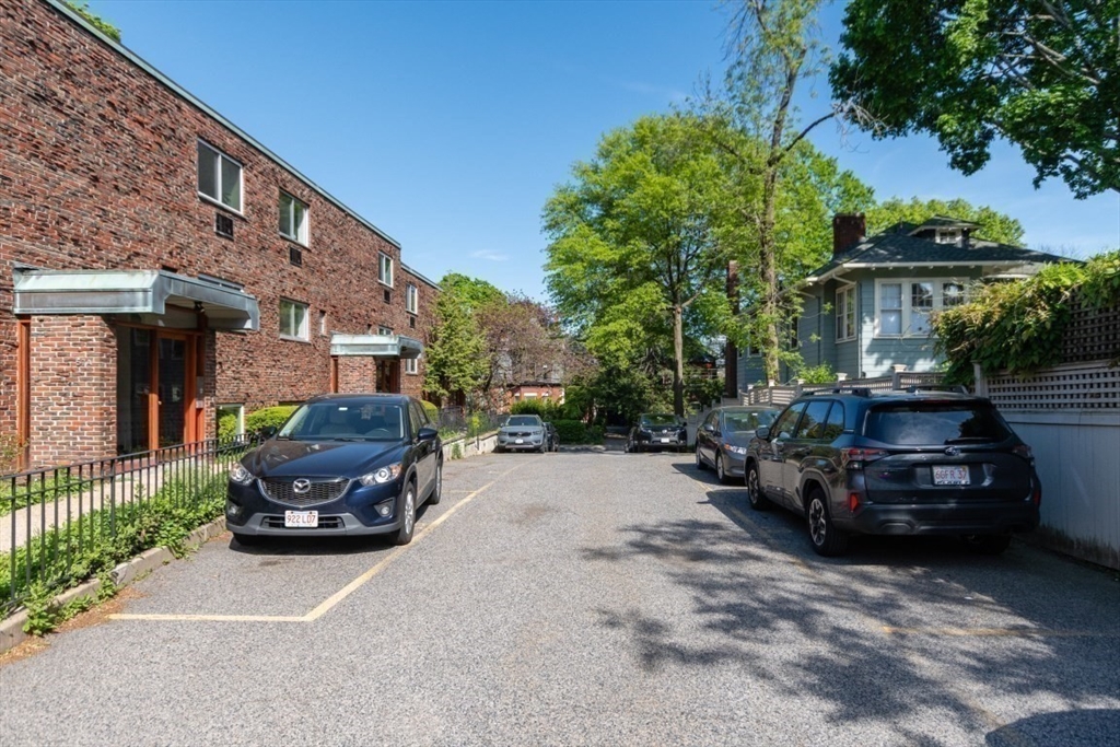 57 Saint Paul St. # 19