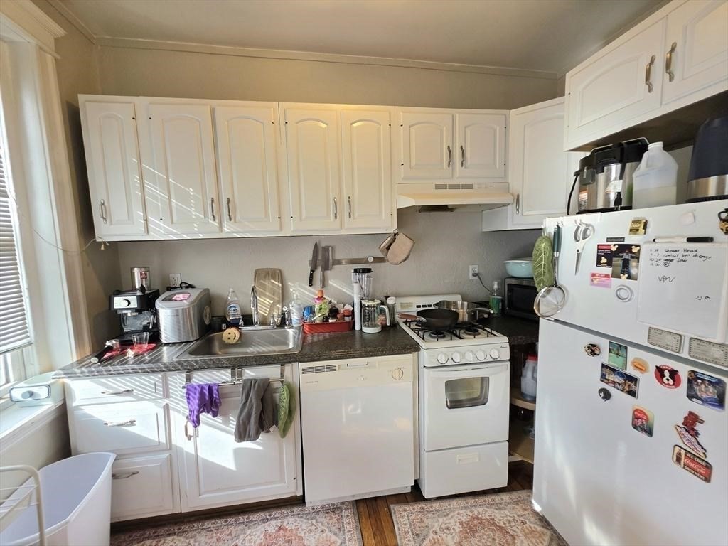 1641 Commonwealth Ave # 16