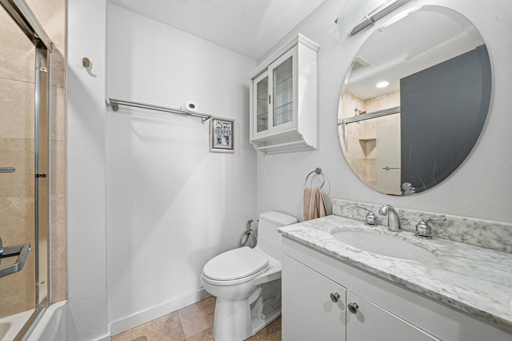 533 Cambridge St # 105