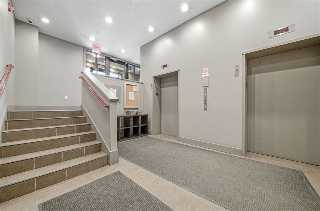 533 Cambridge St # 105