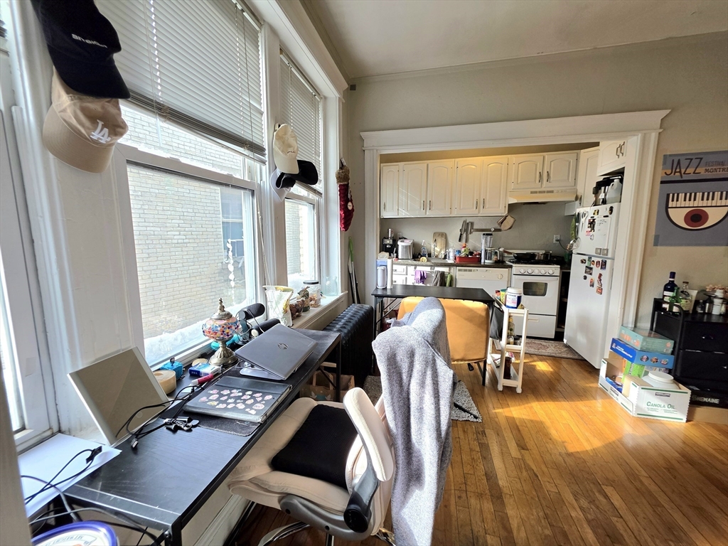 1641 Commonwealth Ave # 16