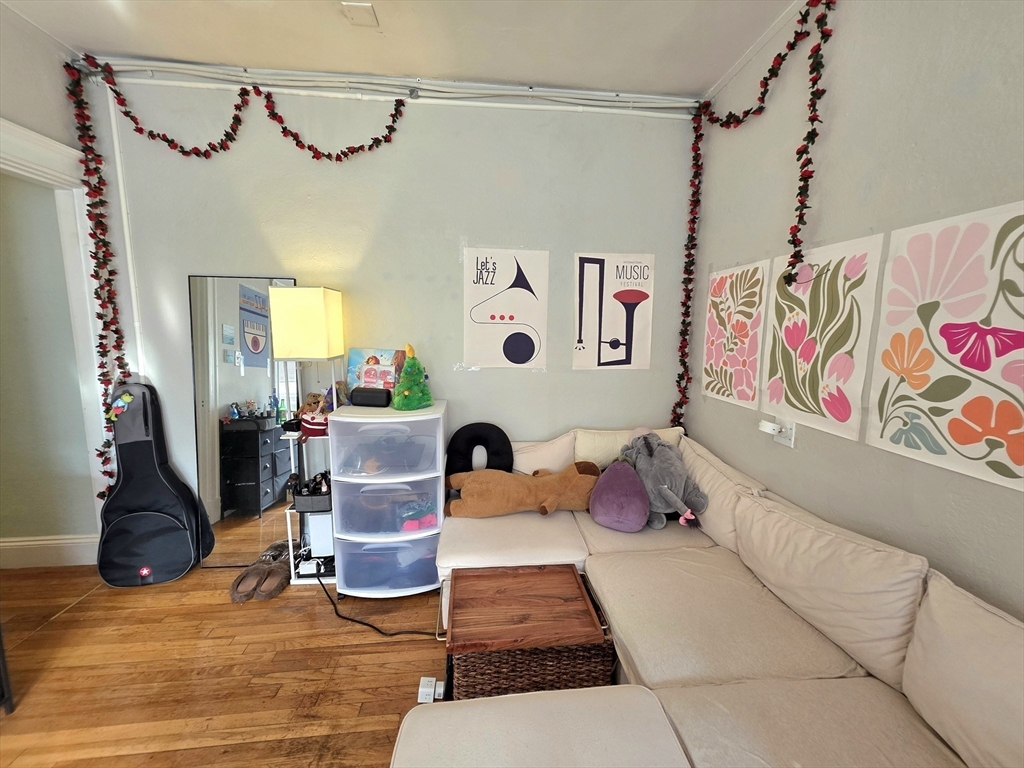 1641 Commonwealth Ave # 16