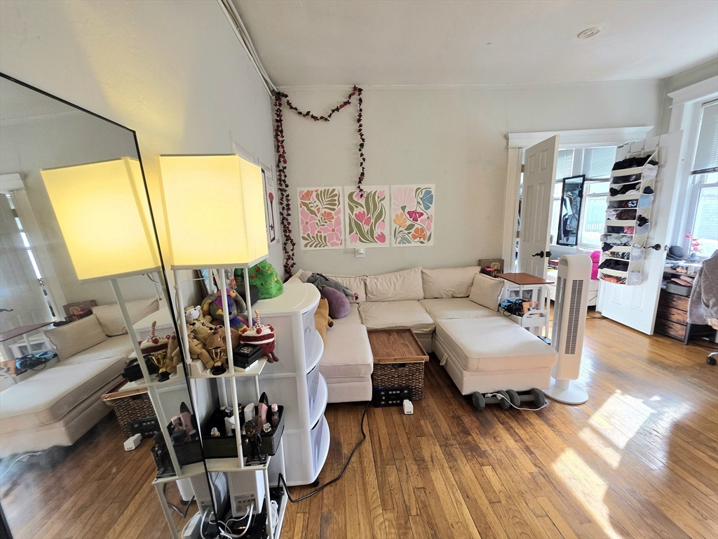 1641 Commonwealth Ave # 16