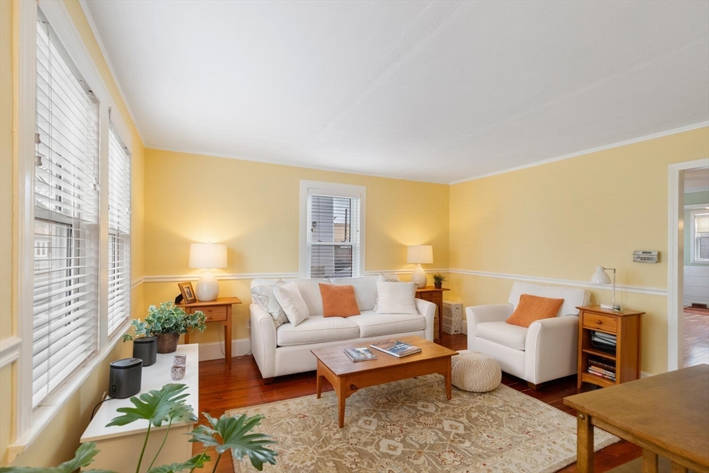 21 Roundy St.
