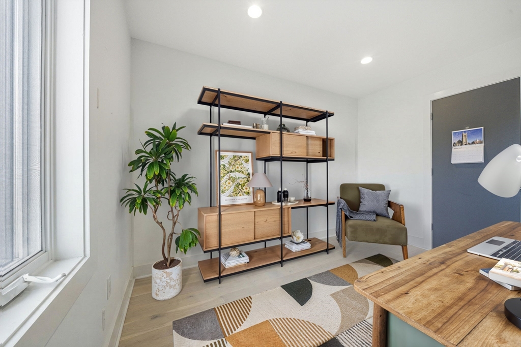 533 Cambridge St # 105