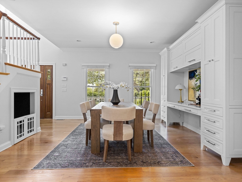 93 Goulding St W