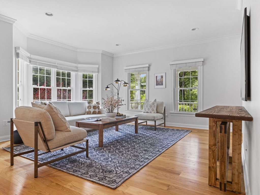 93 Goulding St W