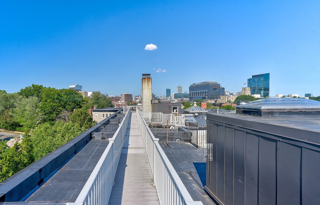 1064 Beacon St # 12A