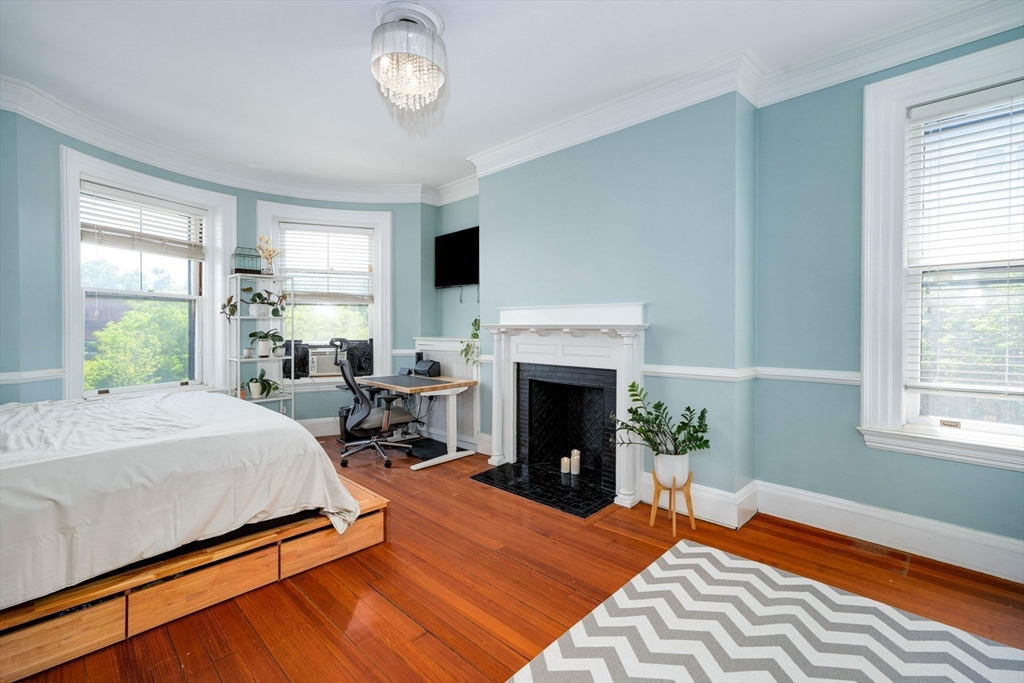 1064 Beacon St # 12A