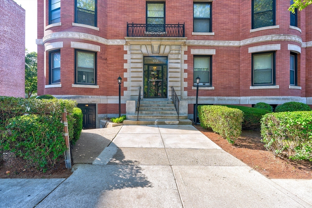 1064 Beacon St # 12A