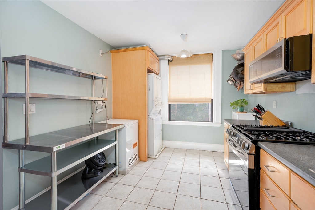 1064 Beacon St # 12A