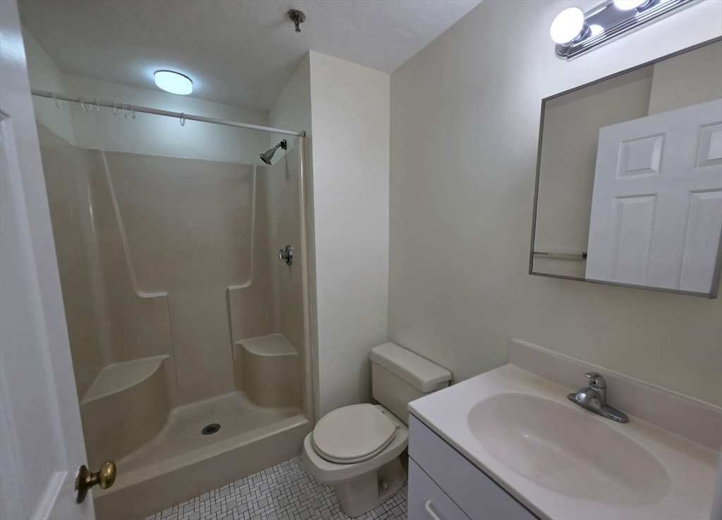 230 Willard St # 407