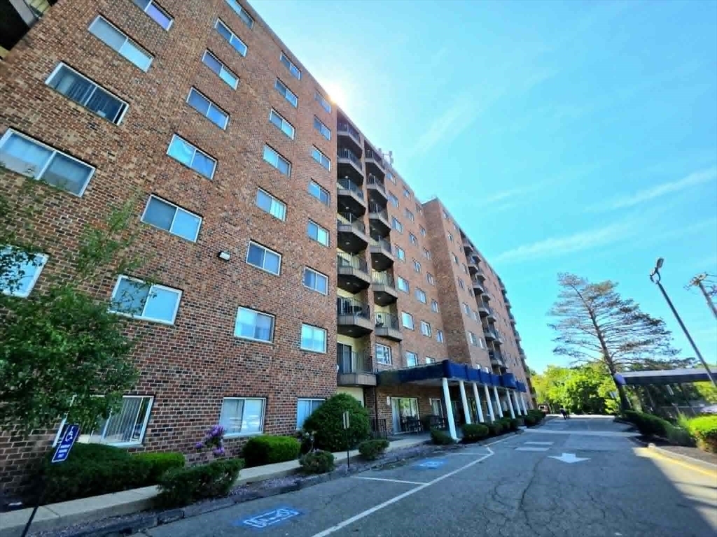 230 Willard St # 407