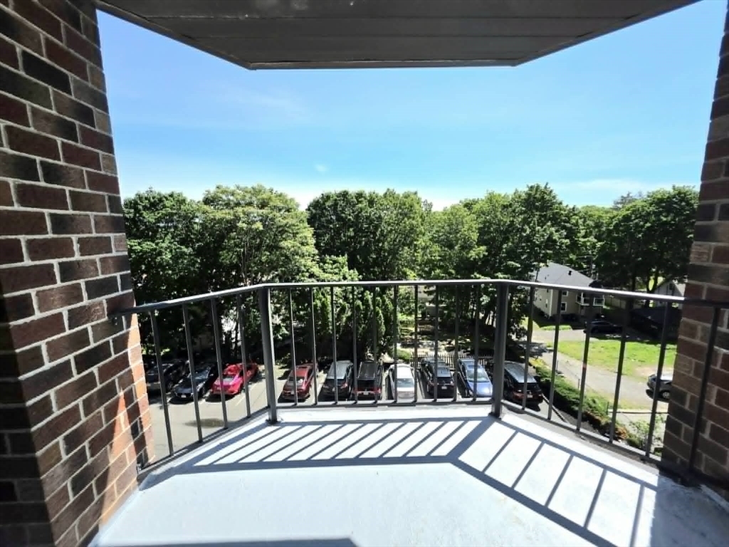 230 Willard St # 407