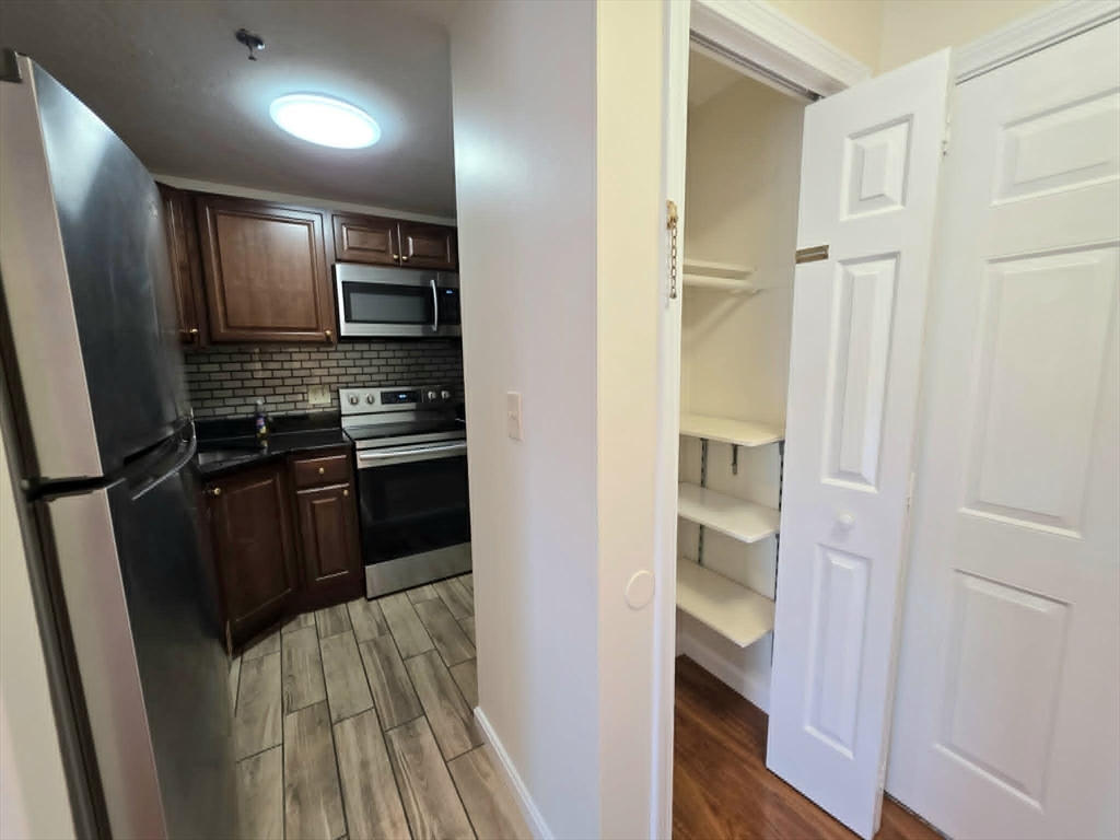 230 Willard St # 407