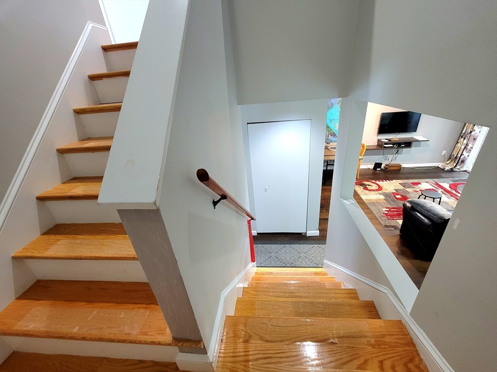 391 Hyde Park Ave # 212