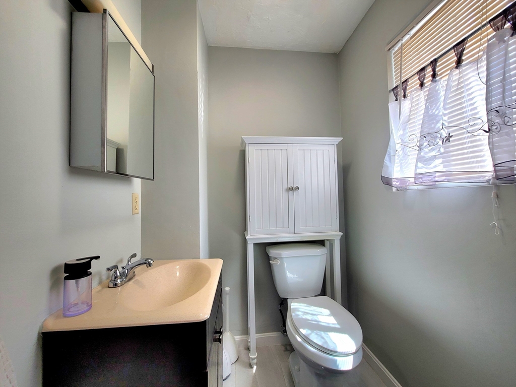 391 Hyde Park Ave # 212