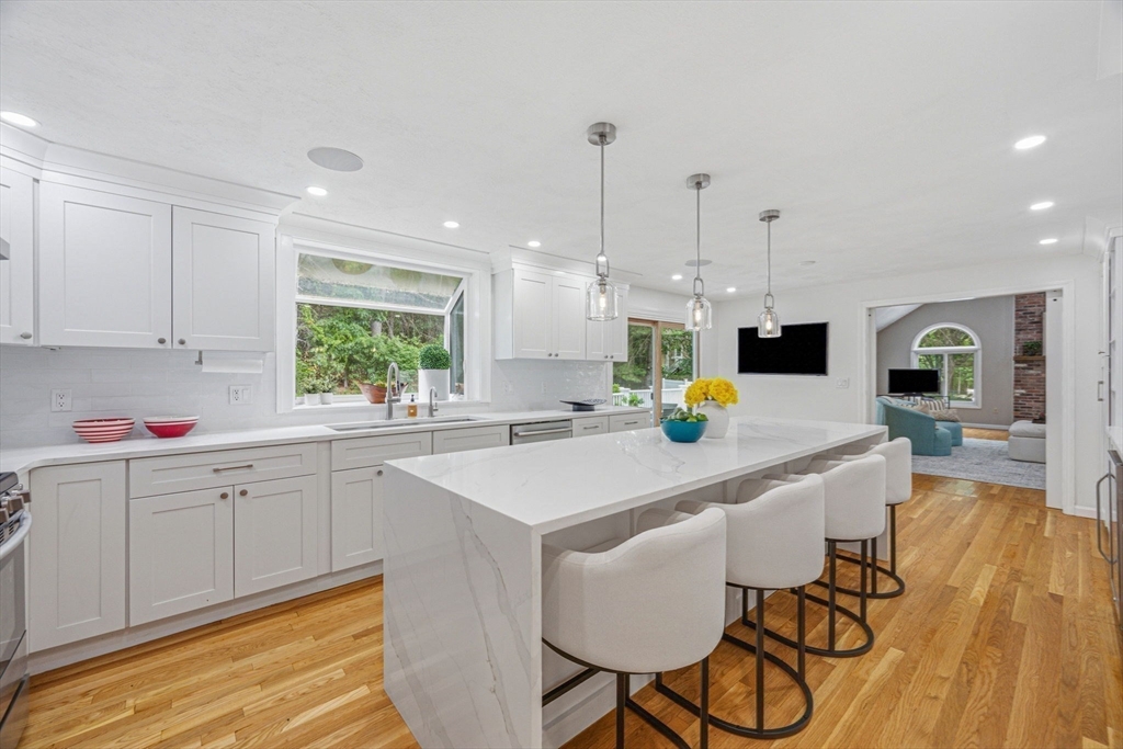 106 Colonial Drive