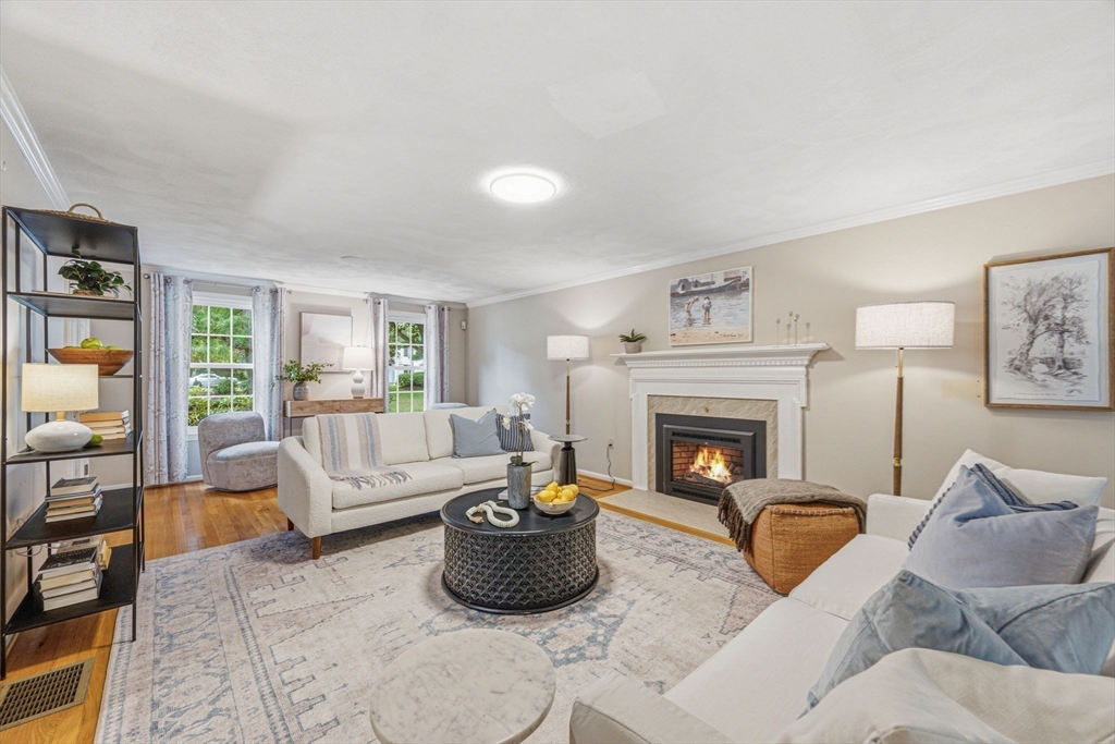 106 Colonial Drive