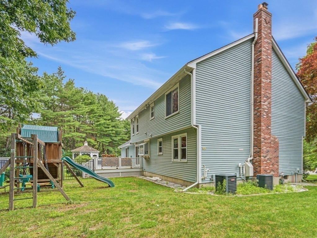106 Colonial Drive