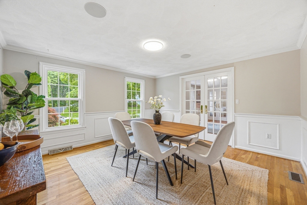 106 Colonial Drive