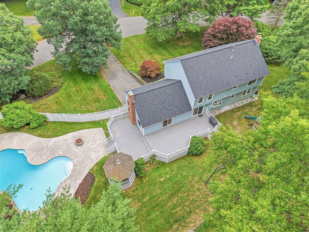 106 Colonial Drive