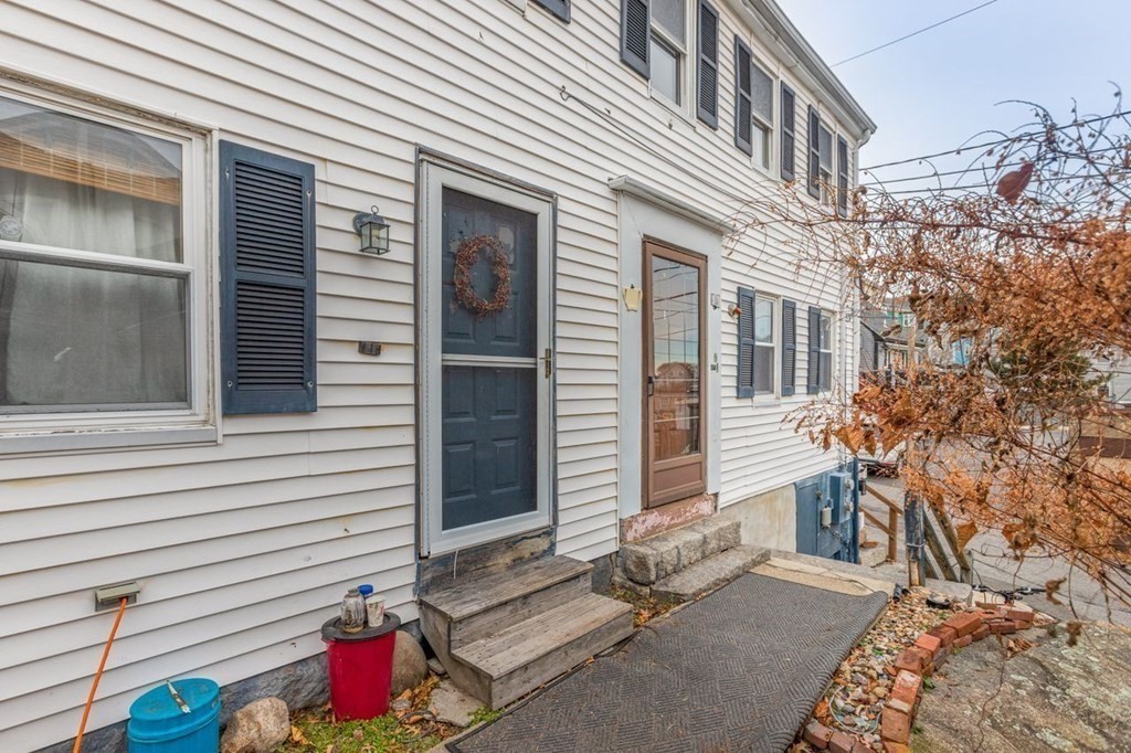 6 Herrick Ct # 1