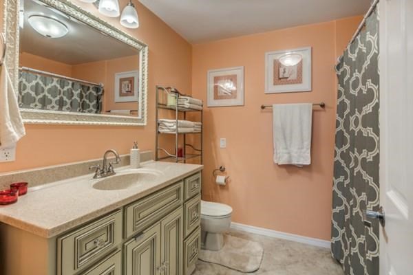 30 Chelsea St # 305