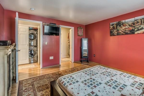 30 Chelsea St # 305