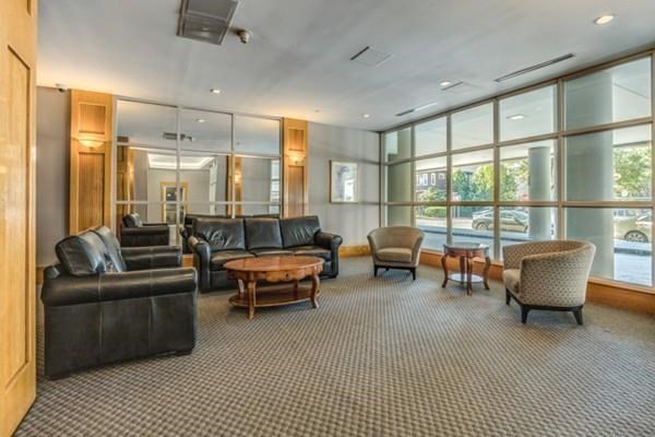 30 Chelsea St # 305