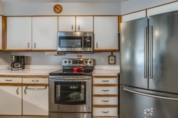 30 Chelsea St # 305
