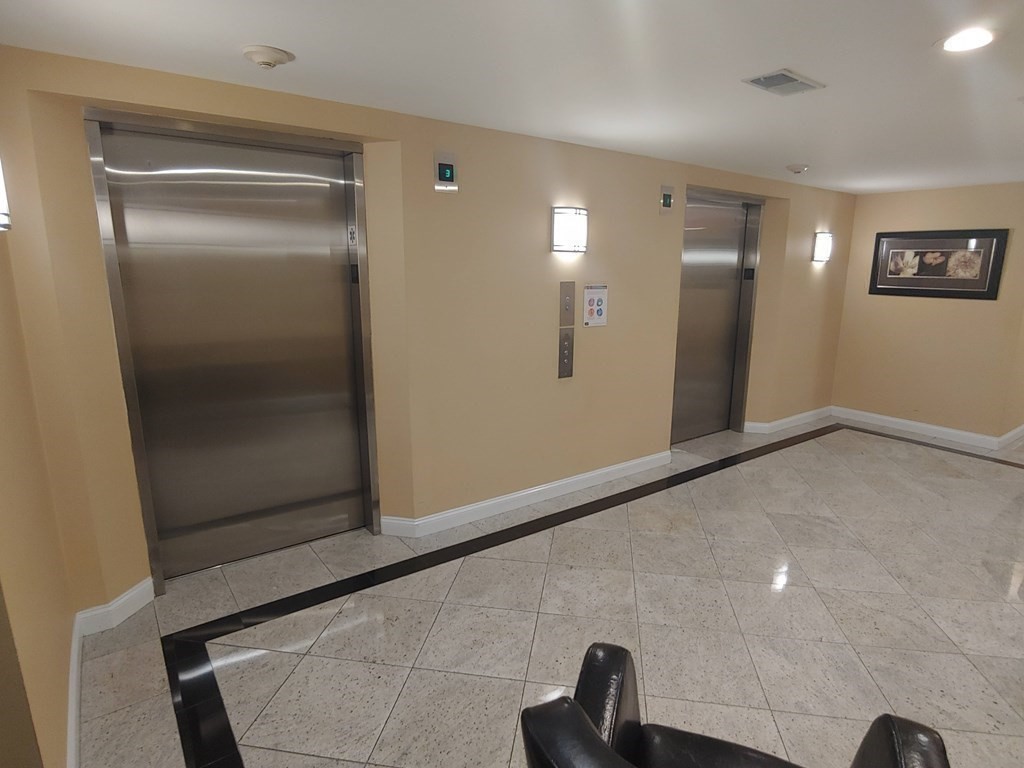 120 Wyllis Ave # 222