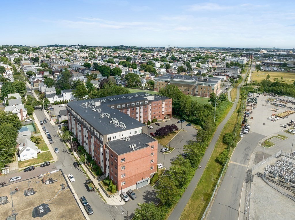 120 Wyllis Ave # 222