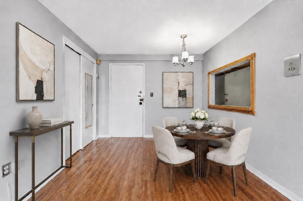 26 Waverly St # 405