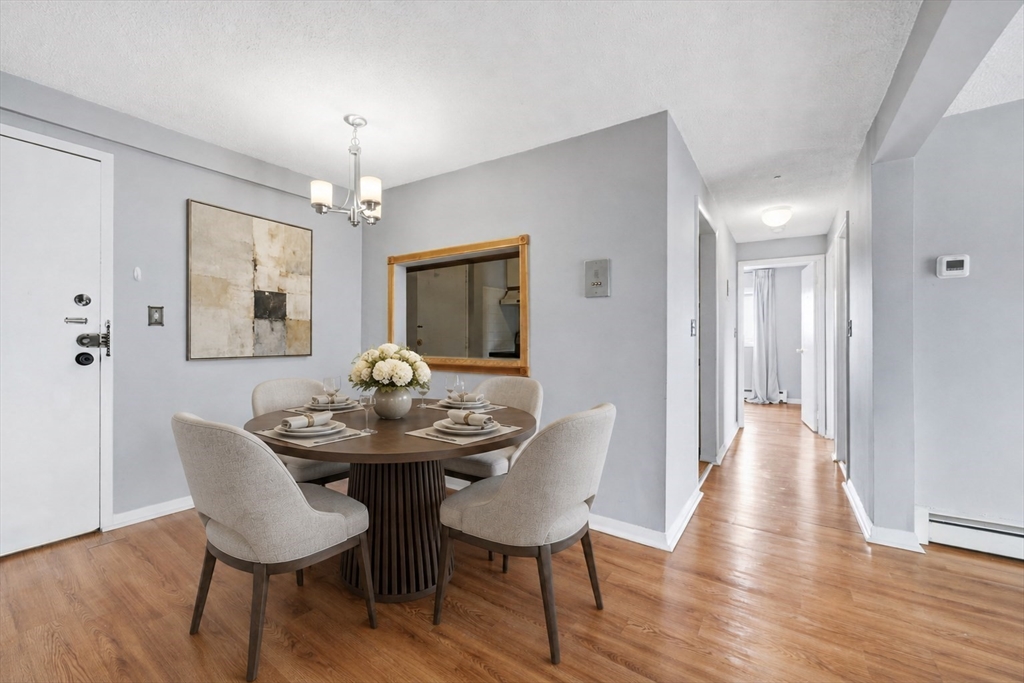 26 Waverly St # 405
