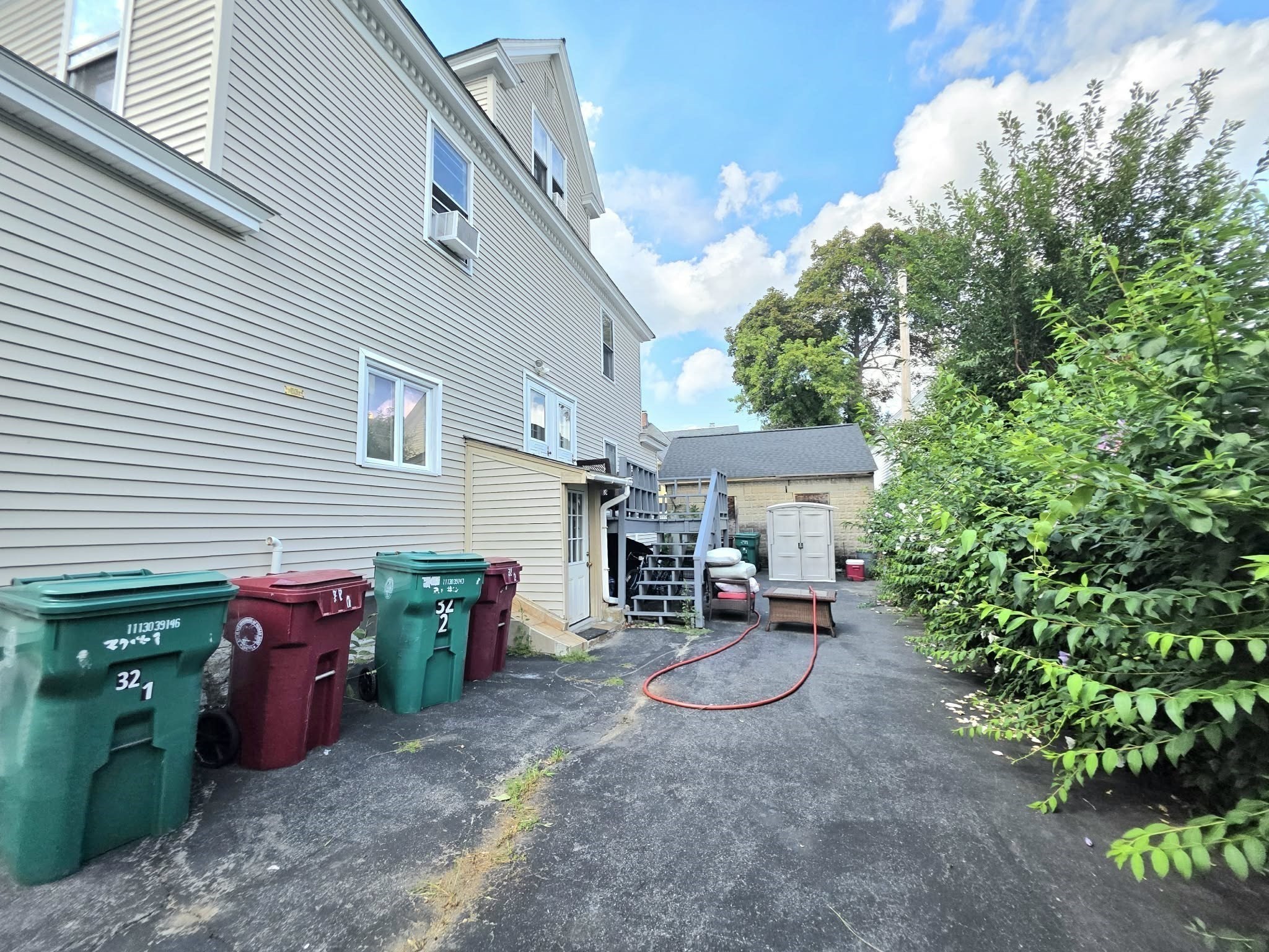 32 Burtt St # 2