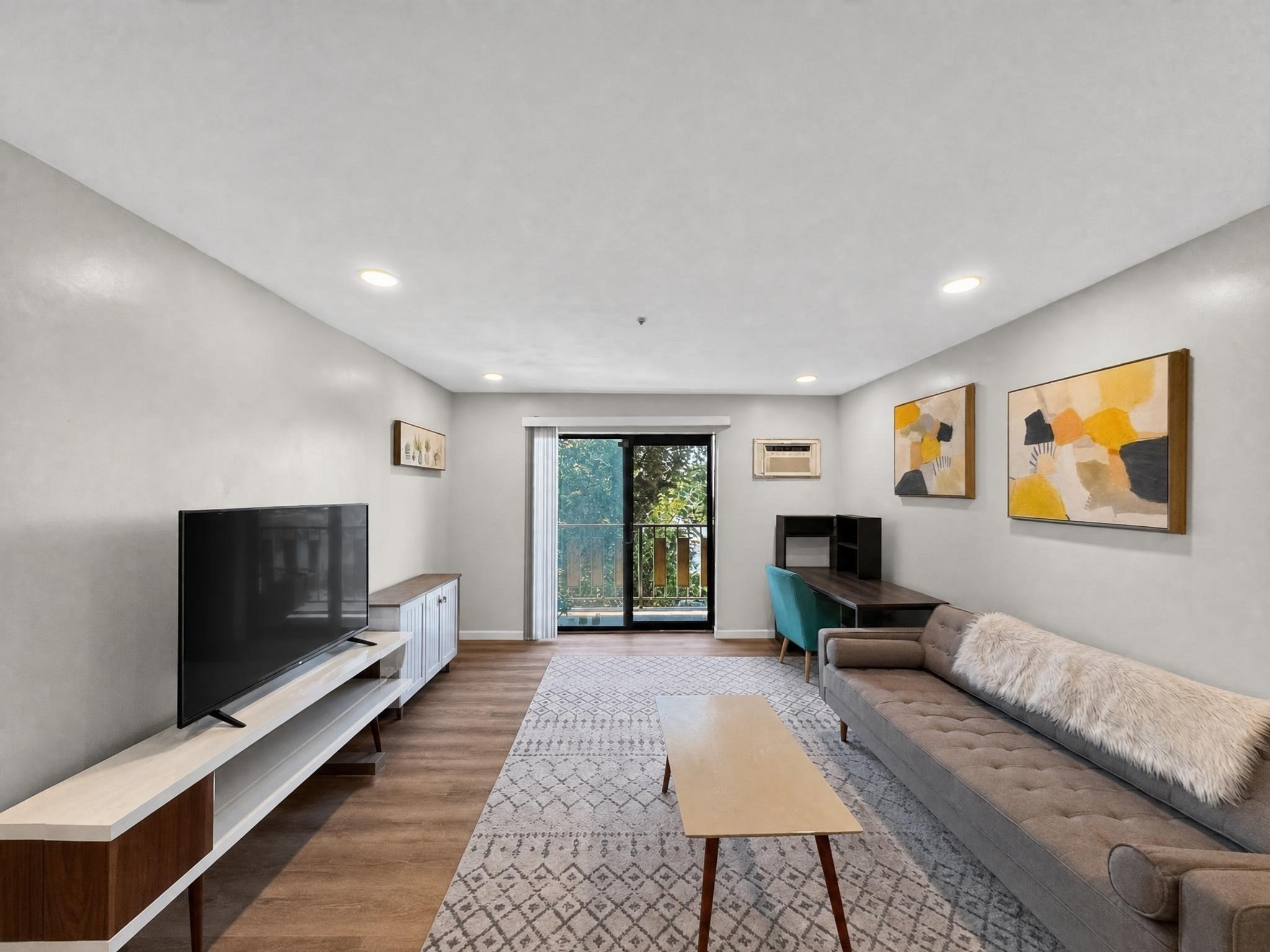100 Grand View Ave # 7B