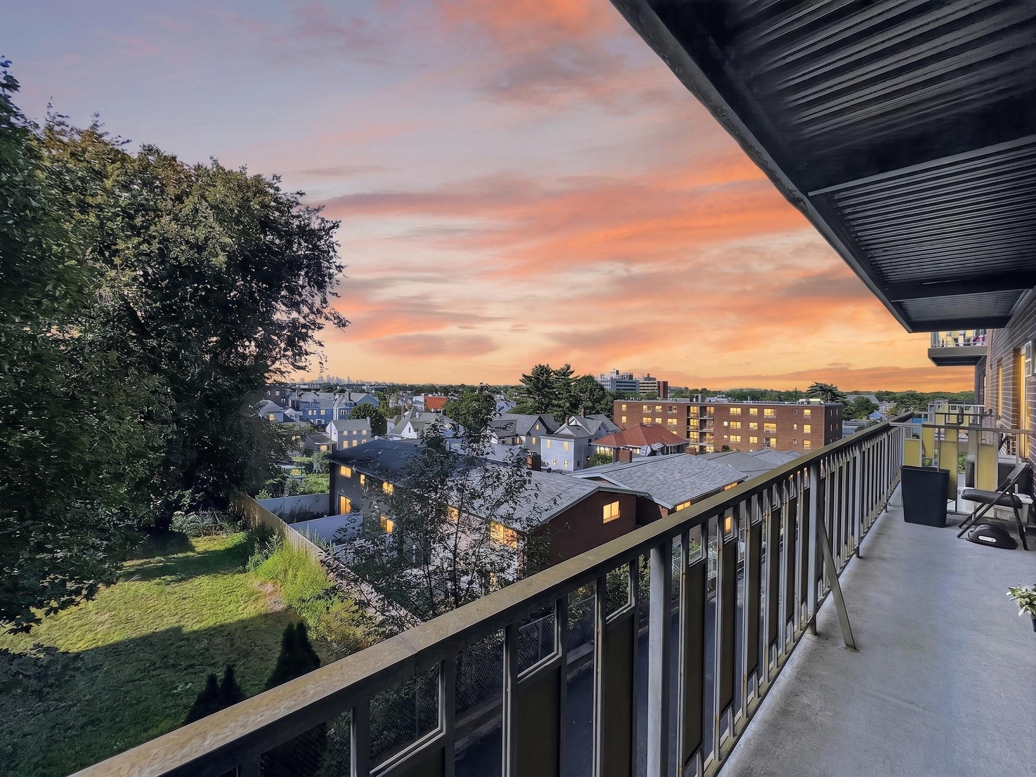100 Grand View Ave # 7B