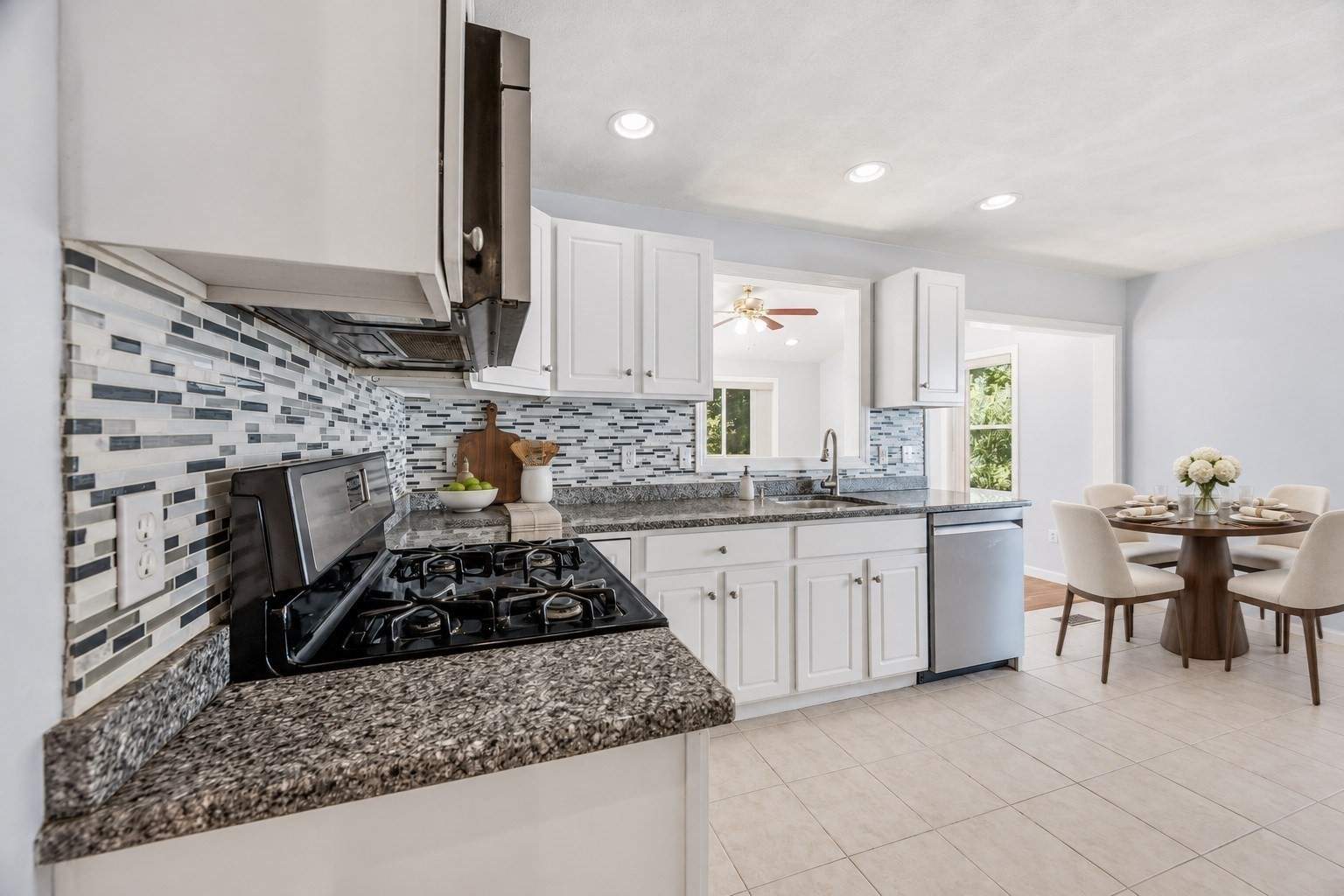 118 Granville Ave # 118