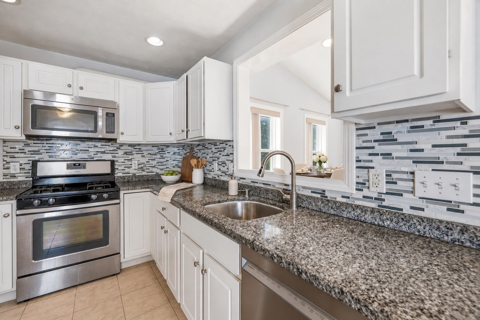 118 Granville Ave # 118
