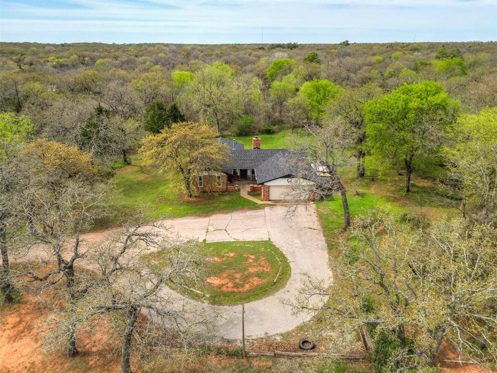 885 Oakridge Drive